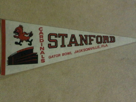 Cardinalpennant_medium