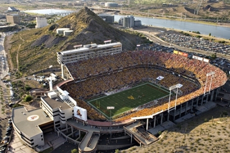 Sun_devil_stadium_medium