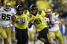 EUGENE OR - OCTOBER 21:  LaMichael James #21 of the Oregon Ducks runs the ball against the UCLA Bruins on October 21 2010 at the Autzen Stadium in Eugene Oregon.  (Photo by Jonathan Ferrey/Getty Images)