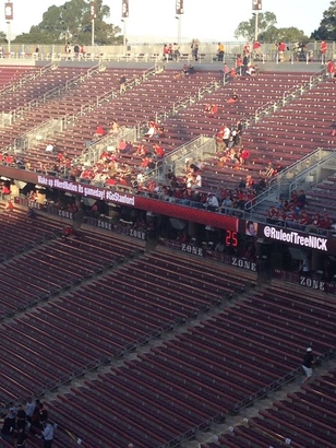 Bzohaomcuae0gfn_jpg_large